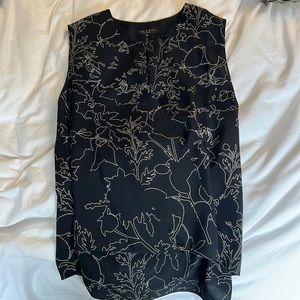 Like new Rag & Bone silk sleeveless floral blouse